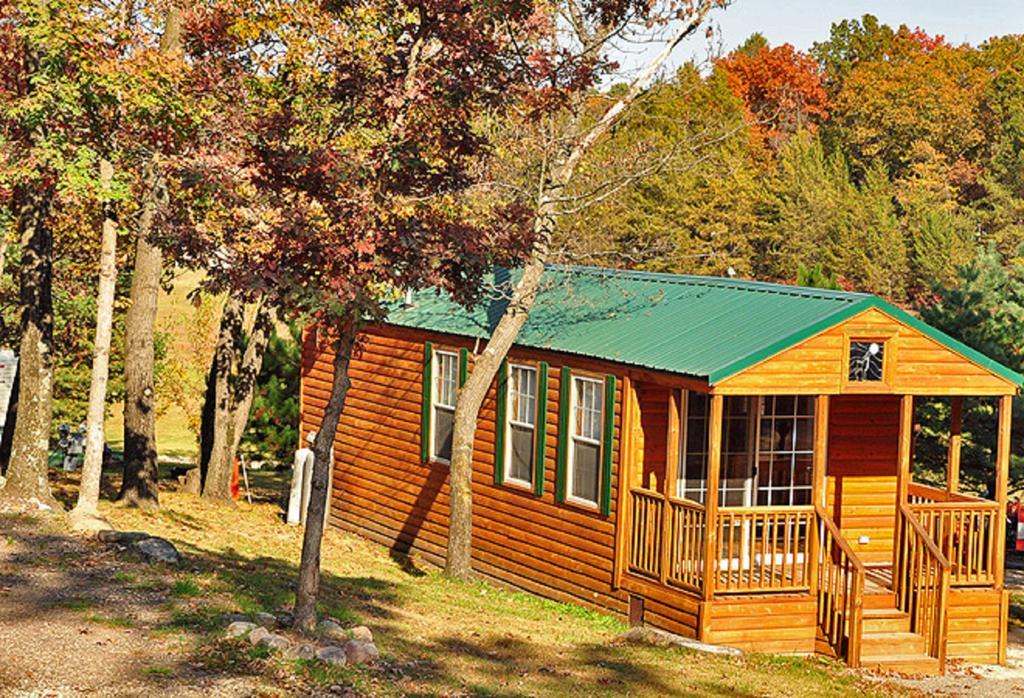 Arrowhead Camping Resort Deluxe Cabin 4 Douglas Center Esterno foto